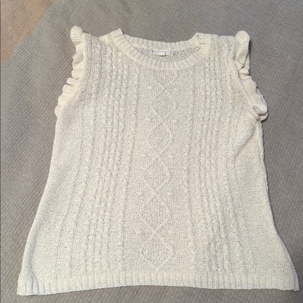 NWOT Mine sweater vest sleeveless shell ruffle cable knit